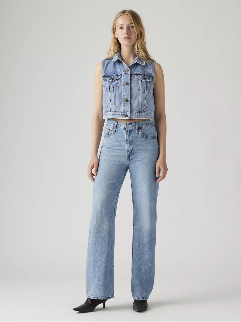 Levi's Light Wash High Waisted Straight Leg Jeans - Picture 6 of 10